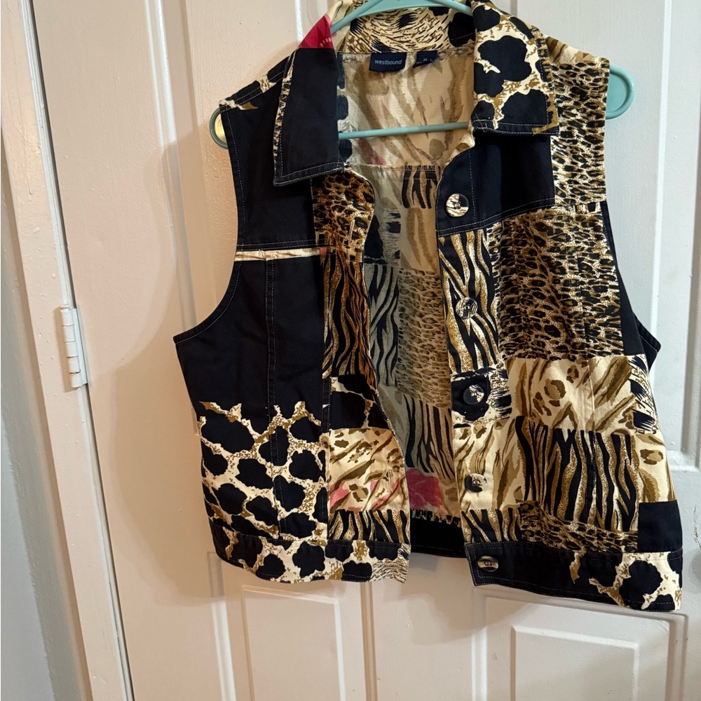 Westbound Beige and Black Patterned Vest